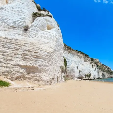 SOGGIORNO  AL MARE A VIESTE, SUL GARGANO