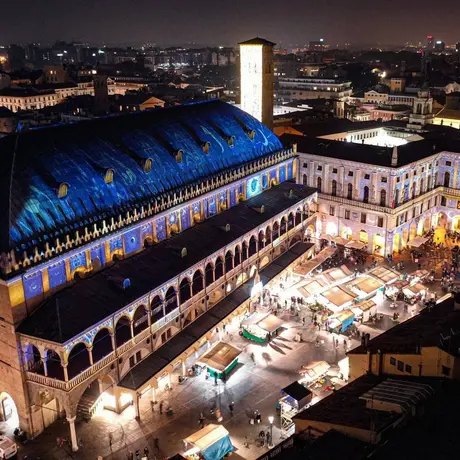 VILLA CONTARINI  E PADOVA TRA LUCI E SANTI