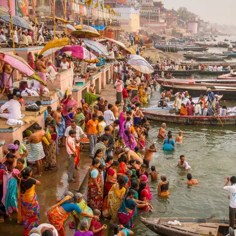 INDIA, L'ESSENZA DEL MISTICISMO E DEI COLORI