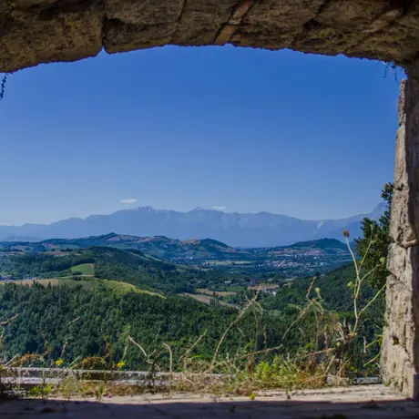 CIVITELLA DEL TRONTO E CAMPLI CIVITELLA DEL TRONTO E CAMPLI
