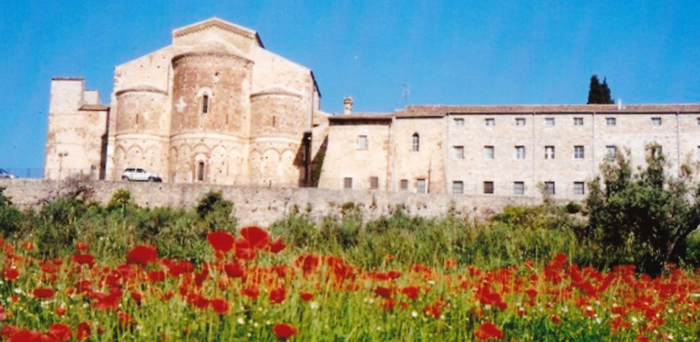 LE ISOLE TREMITI, PUNTA  ADERCI E I TRABOCCHI