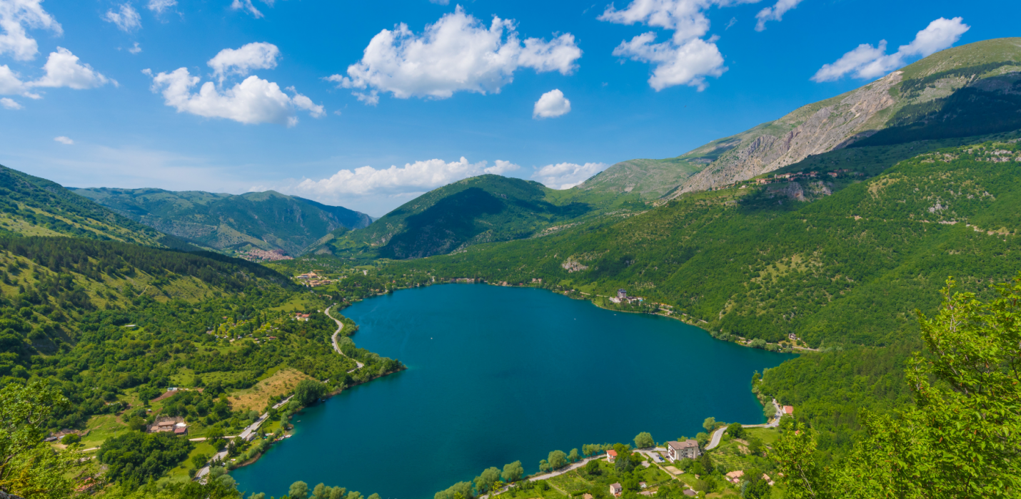 ABRUZZO DA SCOPRIRE: DA ROCCA CALASCIO AL LAGO DI SCANNO ABRUZZO DA SCOPRIRE: DA ROCCA CALASCIO AL LAGO DI SCANNO