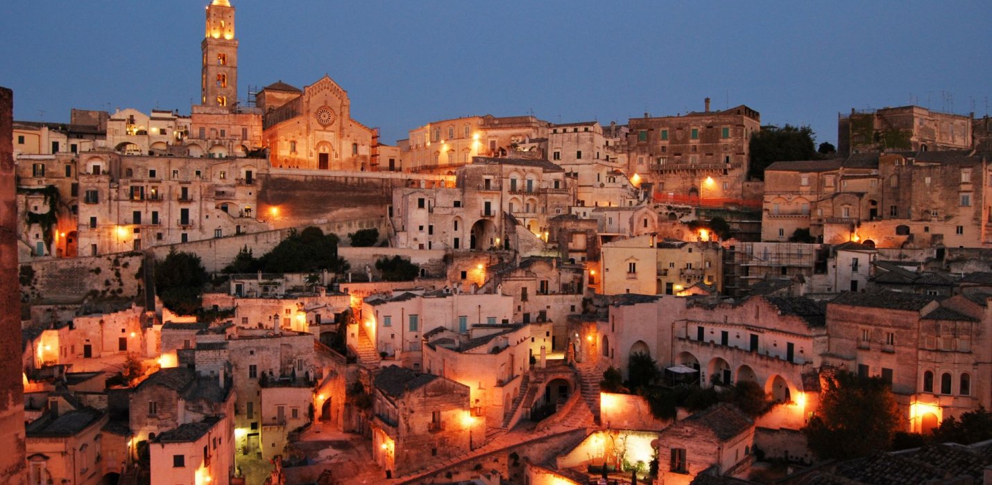MATERA, MONOPOLI , POLIGNANO E I BORGHI DELLA VALLE D'ITRIA MATERA, MONOPOLI , POLIGNANO E I BORGHI DELLA VALLE D'ITRIA