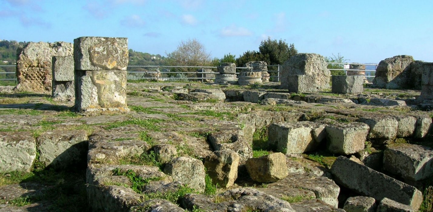 PROCIDA E BAIA SOMMERSA