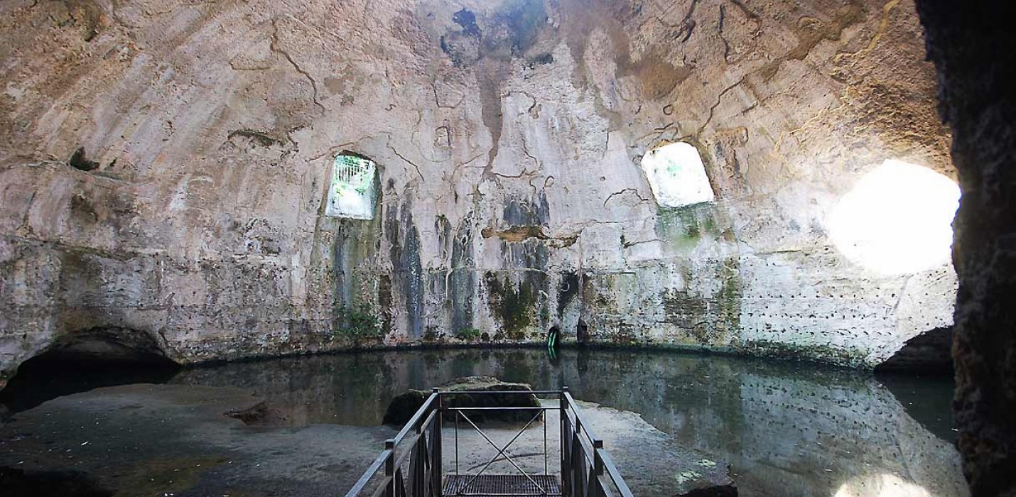 PROCIDA E BAIA SOMMERSA