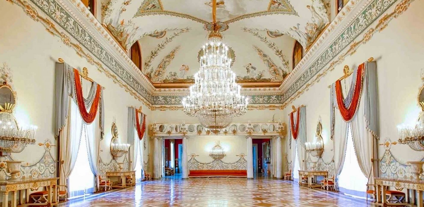 CAPRI E REGGE DI NAPOLI