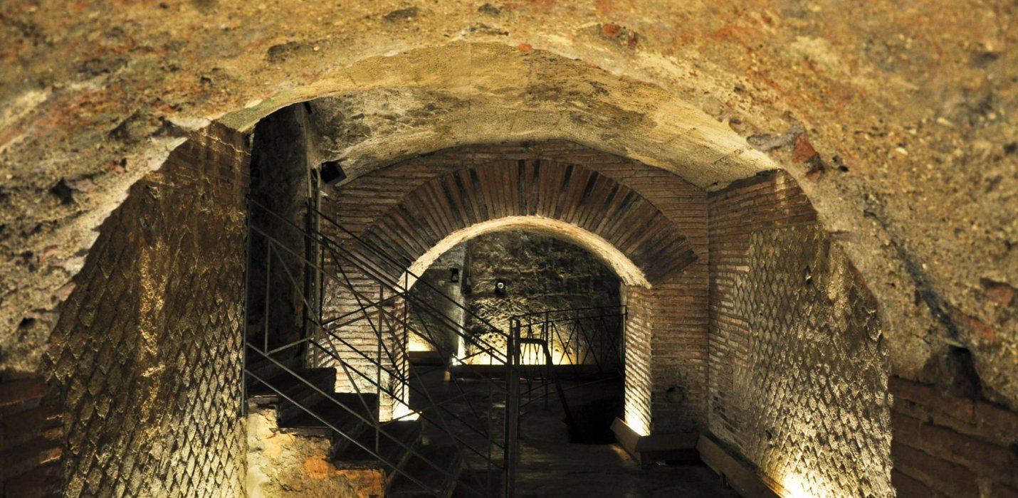 LUCI DI SALERNO, NAPOLI E REGGIA DI CASERTA LUCI DI SALERNO, NAPOLI E REGGIA DI CASERTA