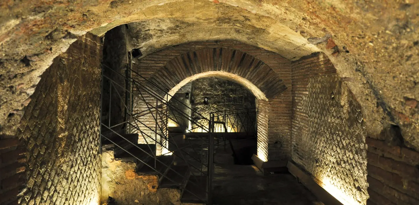 LUCI DI SALERNO, NAPOLI E REGGIA DI CASERTA
