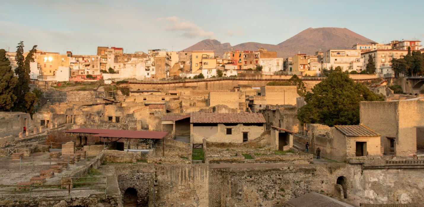 REGGIA DI CASERTA, POMPEI, ERCOLANO E MUSEO ARCHEOLOGICO DI NAPOLI