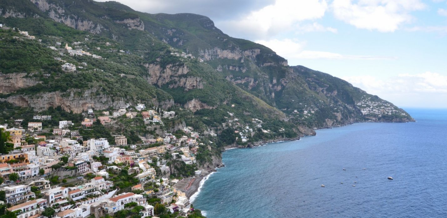 AMALFI, SALERNO E PAESTUM AMALFI, SALERNO E PAESTUM