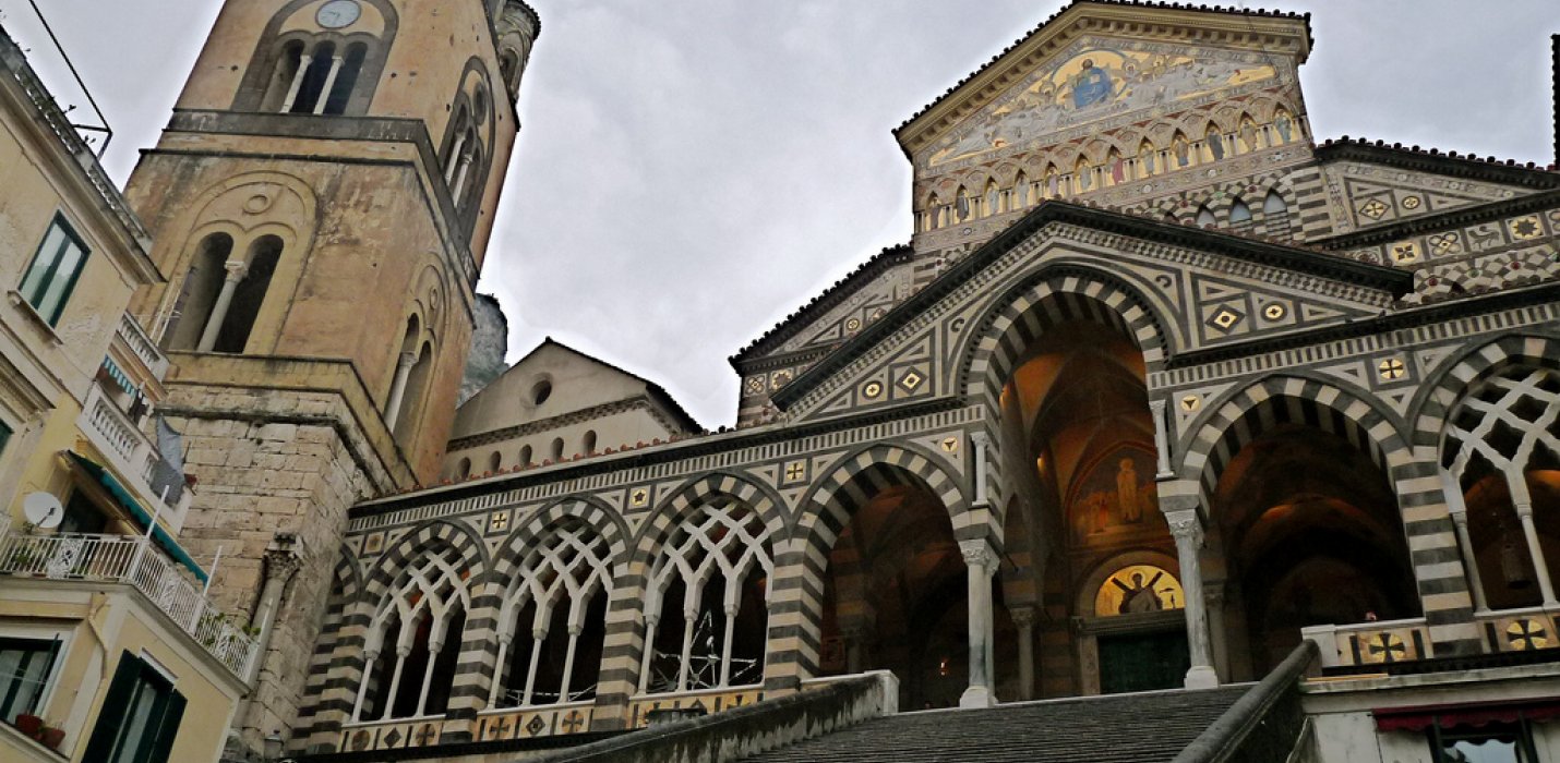 AMALFI, SALERNO E PAESTUM AMALFI, SALERNO E PAESTUM