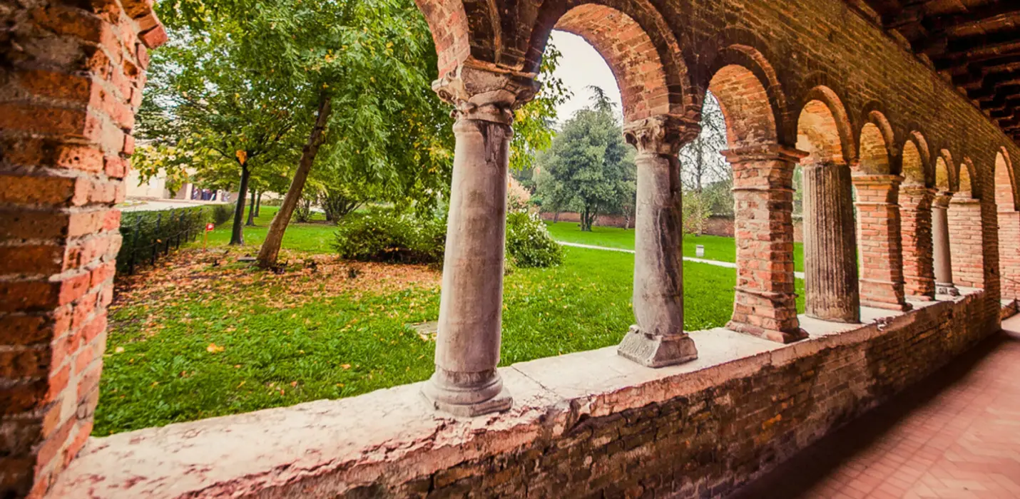 FERRARA, L'ABBAZIA DI POMPOSA E PALAZZO SCHIFANOIA