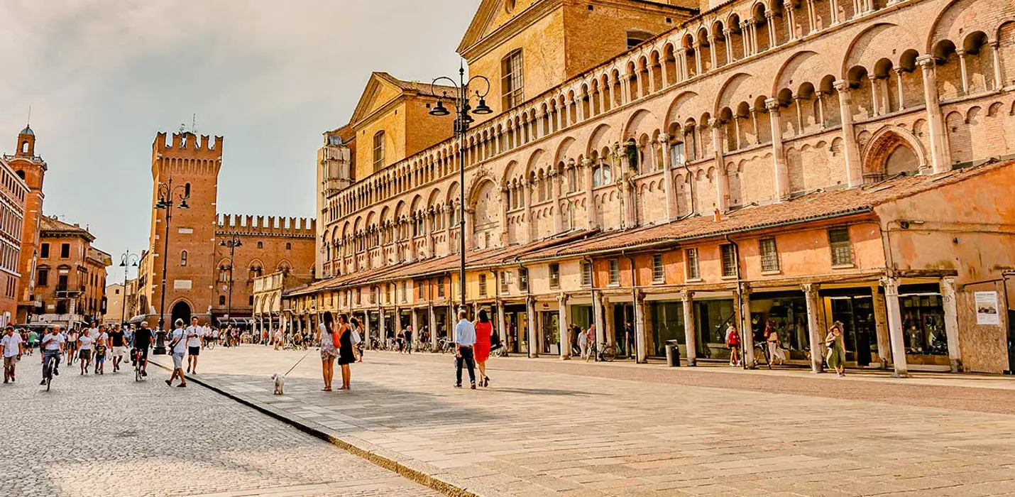 FERRARA, L'ABBAZIA DI POMPOSA E PALAZZO SCHIFANOIA