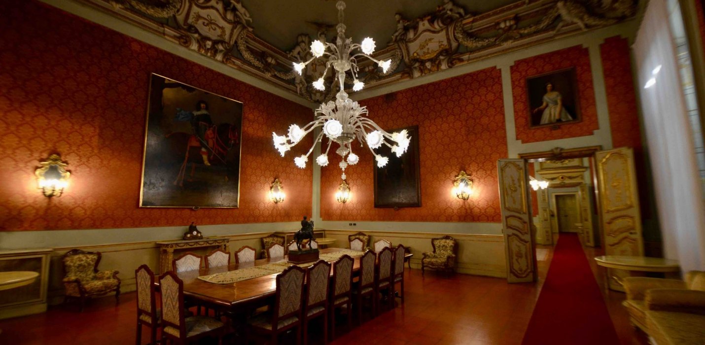 MODENA, CANTINE E ACETAIE MODENA, CANTINE E ACETAIE