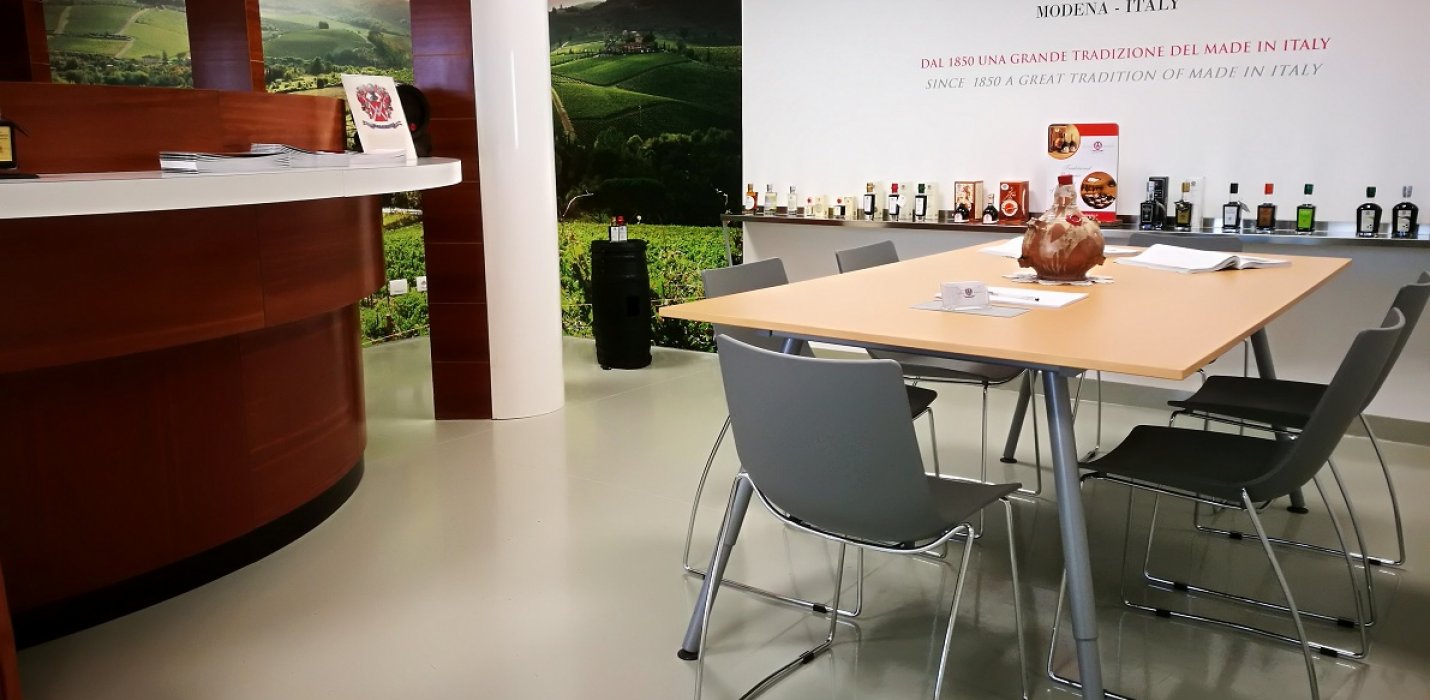 MODENA, CANTINE E ACETAIE MODENA, CANTINE E ACETAIE