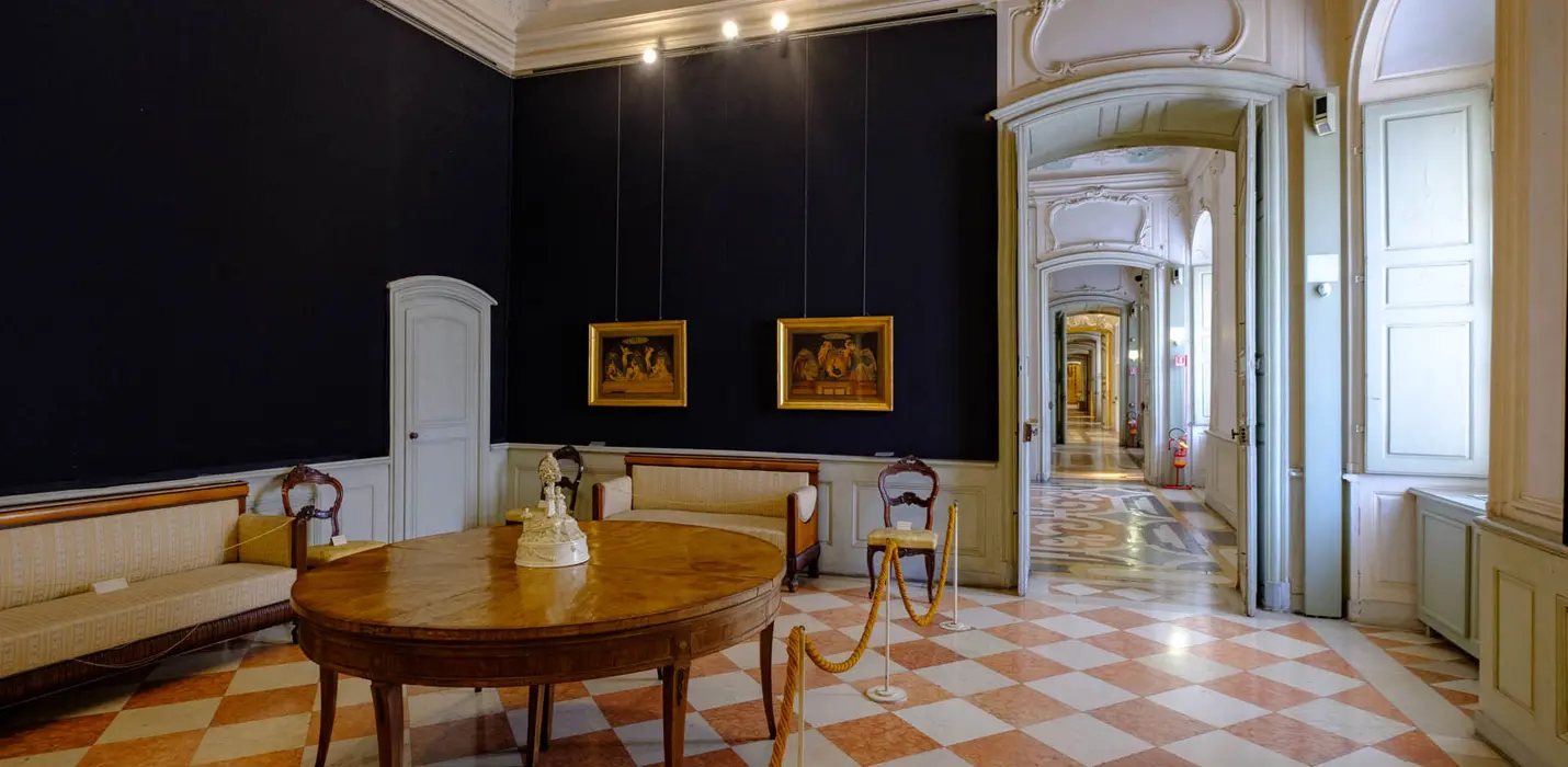 FIORI DI LOTO E REGGIA DI COLORNO