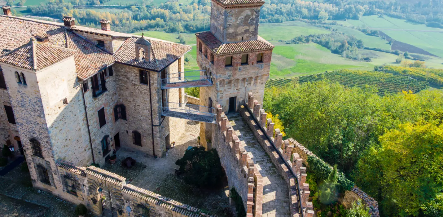 CASTELL'ARQUATO, VIGOLENO E L'ABBAZIA DI COLOMBANO