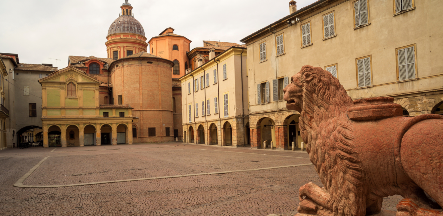 REGGIO EMILIA E BRESCELLO REGGIO EMILIA E BRESCELLO