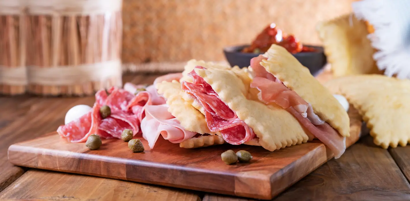 REGGIO EMILIA E BRESCELLO