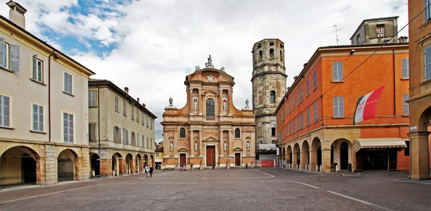 REGGIO EMILIA E BRESCELLO