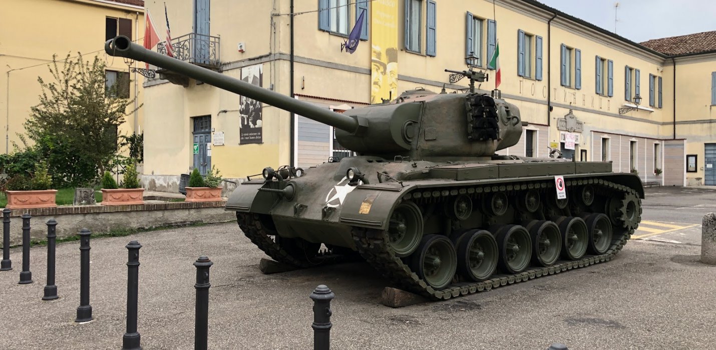 REGGIO EMILIA E BRESCELLO REGGIO EMILIA E BRESCELLO