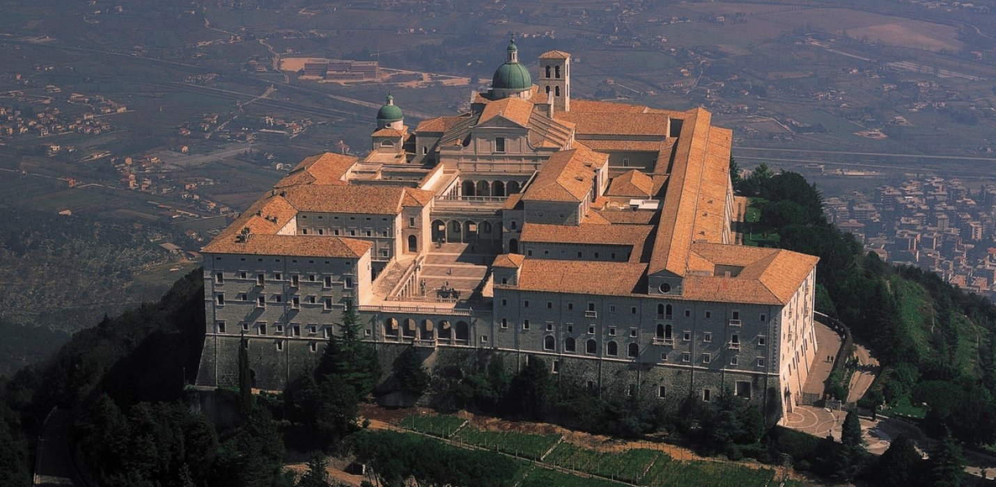 SUBIACO, MONTECASSINO E CAPUA SUBIACO, MONTECASSINO E CAPUA