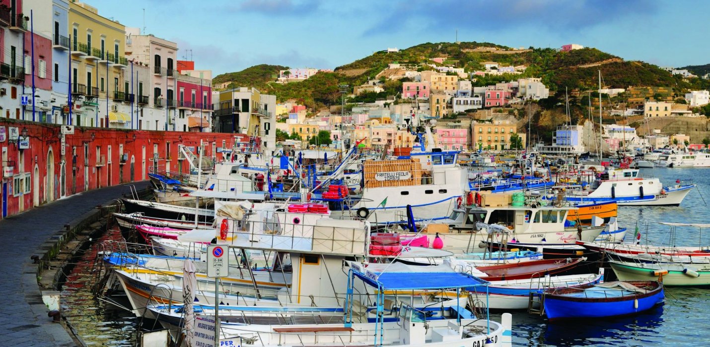 GAETA, PONZA E SPERLONGA GAETA, PONZA E SPERLONGA