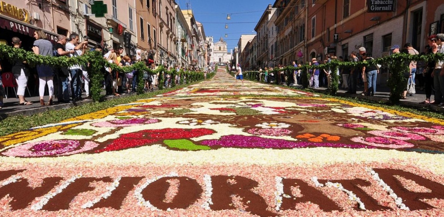 GIARDINO DI NINFA E CASTELLI ROMANI