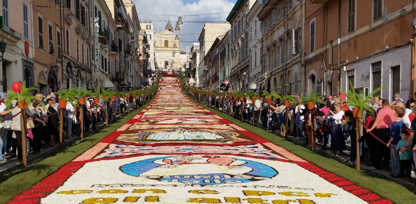 GIARDINO DI NINFA E CASTELLI ROMANI