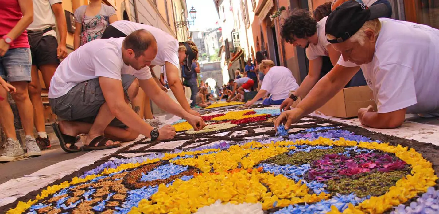 INFIORATA DI SPELLO