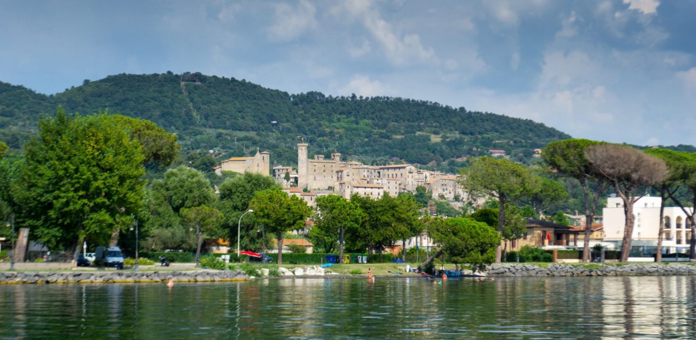 CIVITA DI BAGNOREGIO E BOLSENA CIVITA DI BAGNOREGIO E BOLSENA