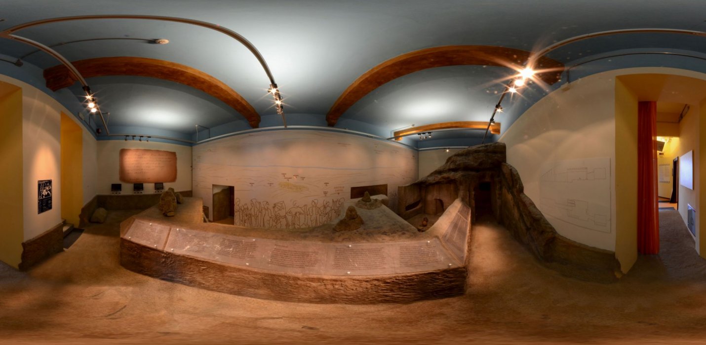 BOLSENA: L'INFIORATA E IL LAGO