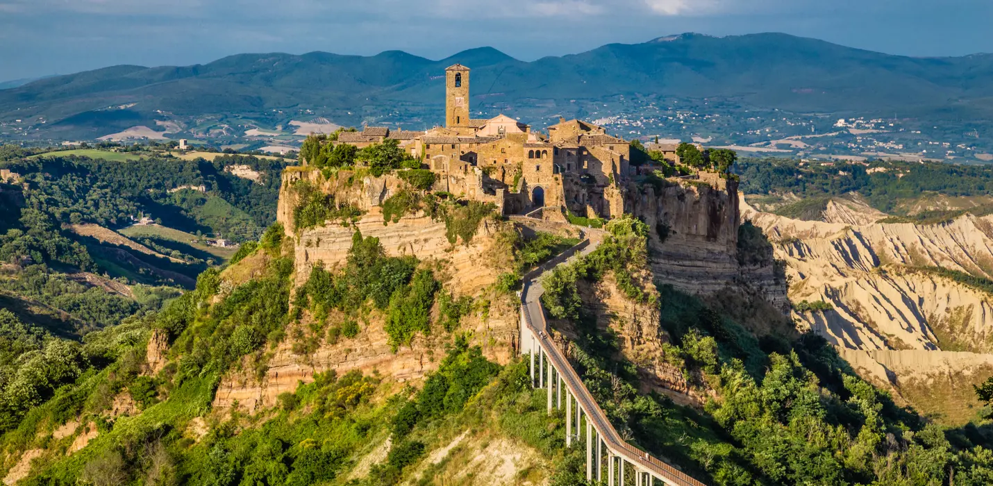 CIVITA DI BAGNOREGIO E GUALDO TADINO