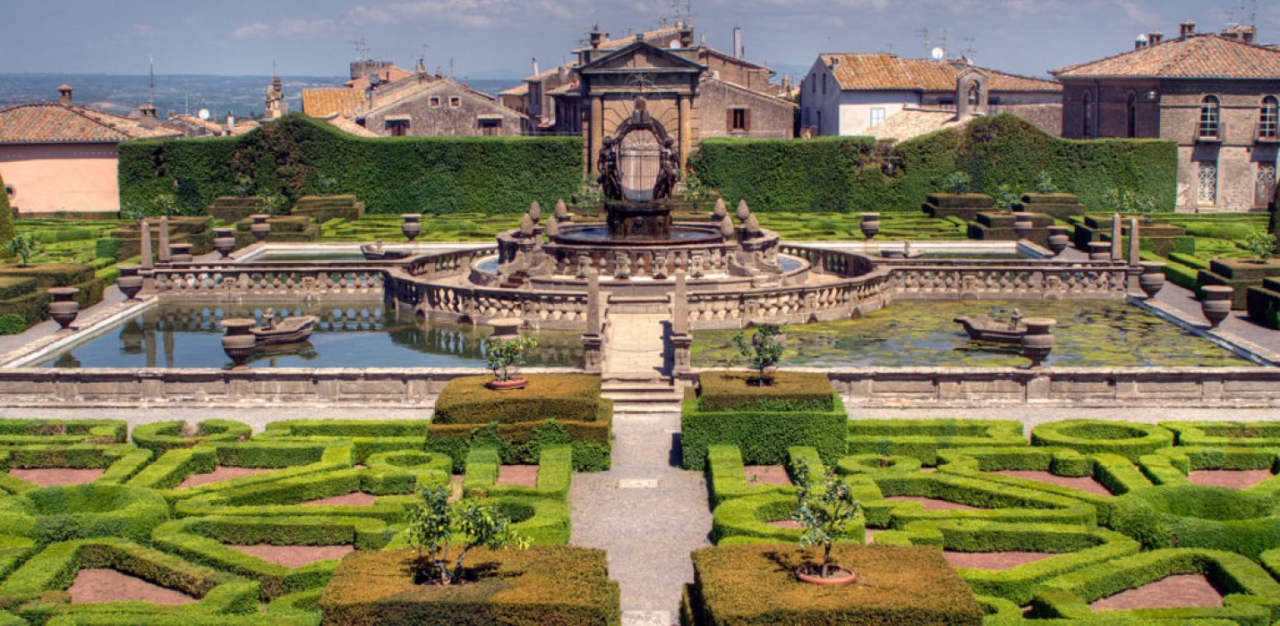 PALAZZI E GIARDINI DELLA TUSCIA PALAZZI E GIARDINI DELLA TUSCIA