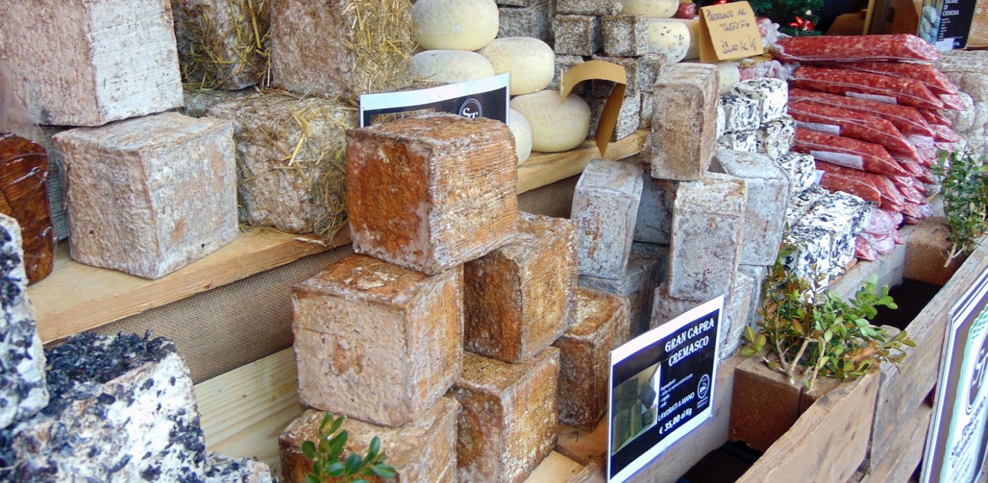 MANTOVA, THUN & MERCATINI MANTOVA, THUN & MERCATINI