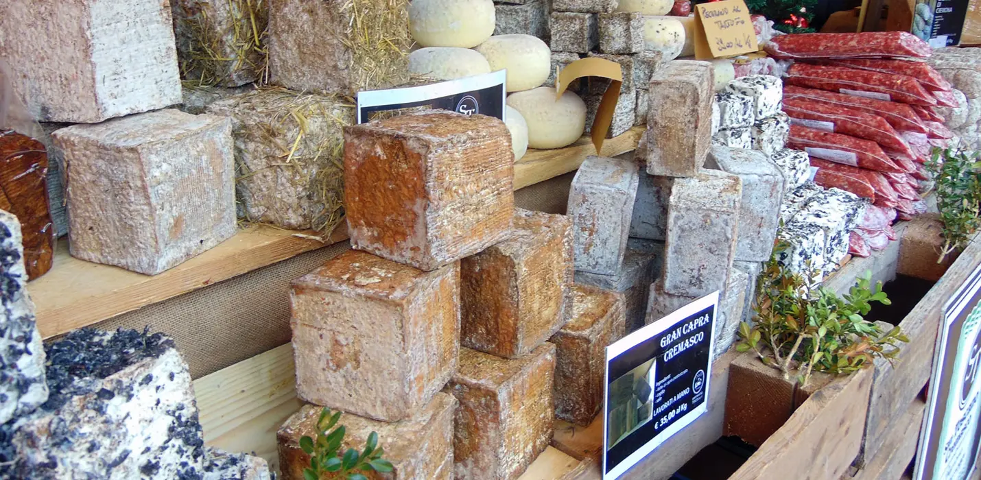 MANTOVA, THUN & MERCATINI