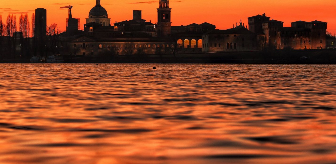 MANTOVA, THUN & MERCATINI MANTOVA, THUN & MERCATINI