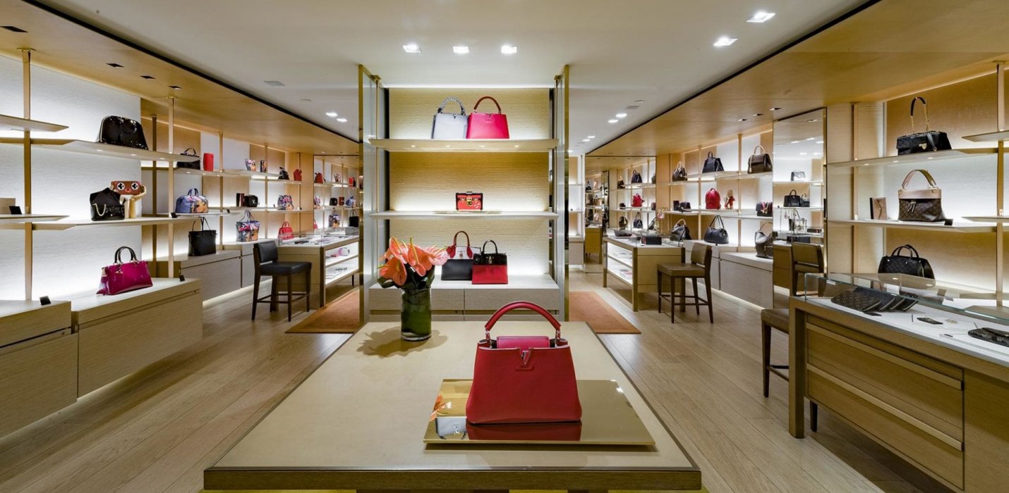 MILANO & SHOPPING MILANO & SHOPPING