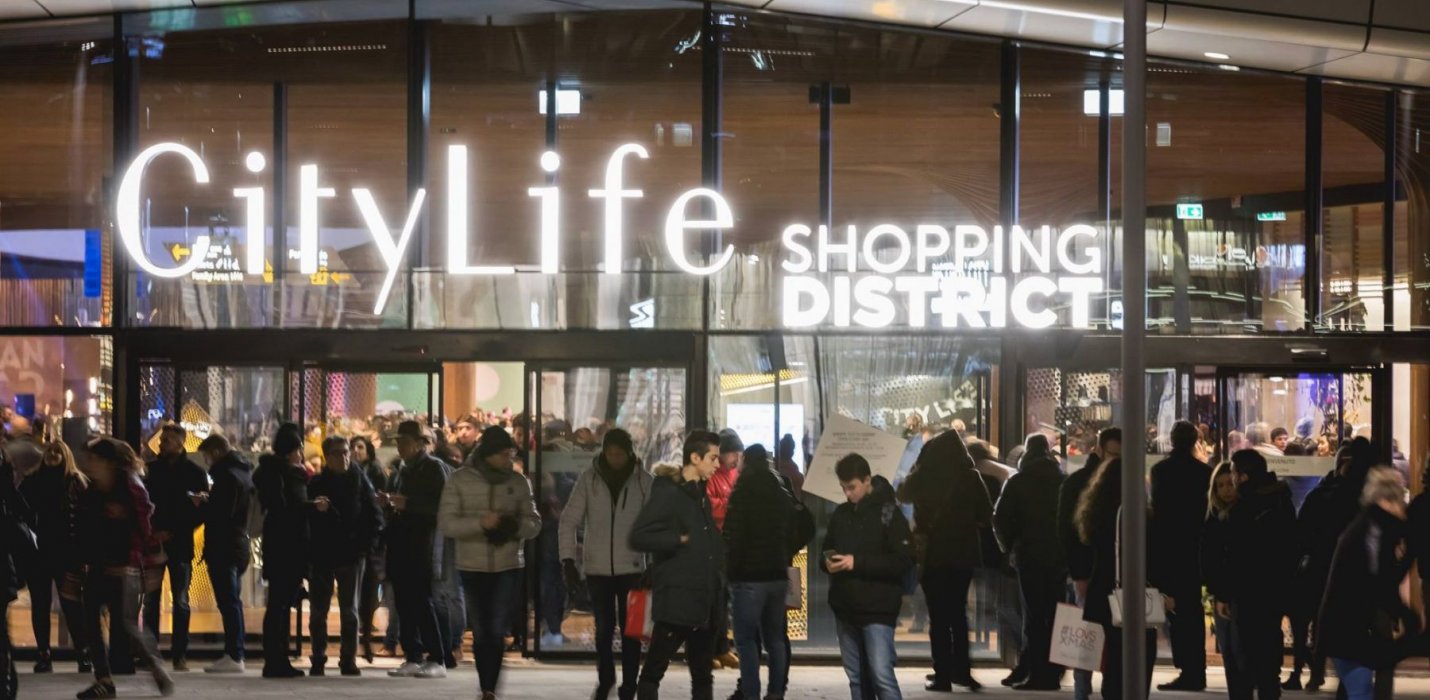 MILANO & SHOPPING MILANO & SHOPPING