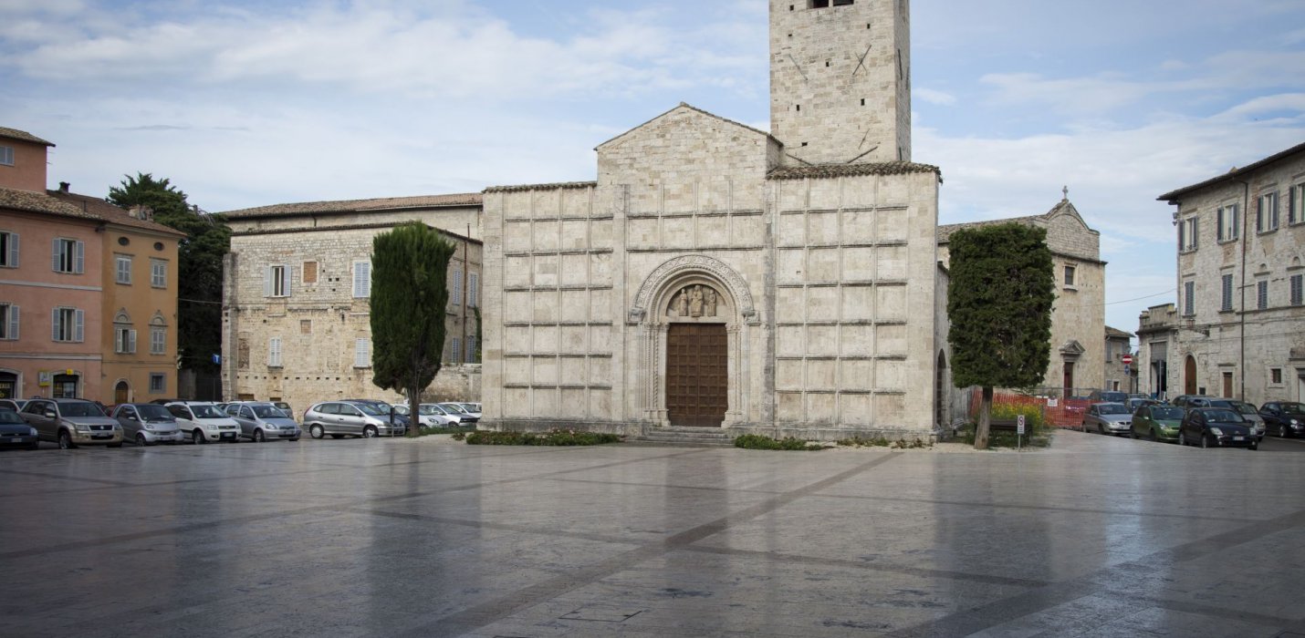 ASCOLI PICENO E OFFIDA ASCOLI PICENO E OFFIDA