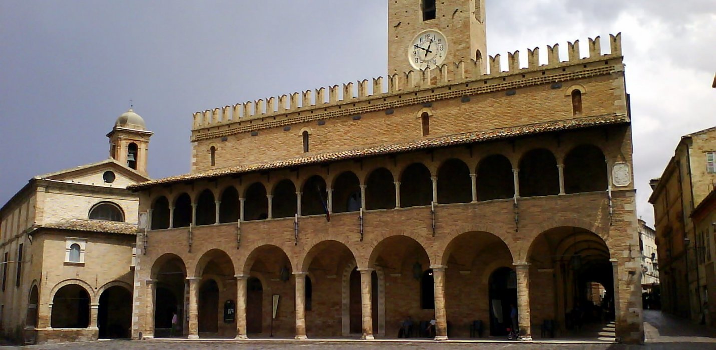 OFFIDA E COLLEZIONE SGARBI AD ASCOLI OFFIDA E COLLEZIONE SGARBI AD ASCOLI