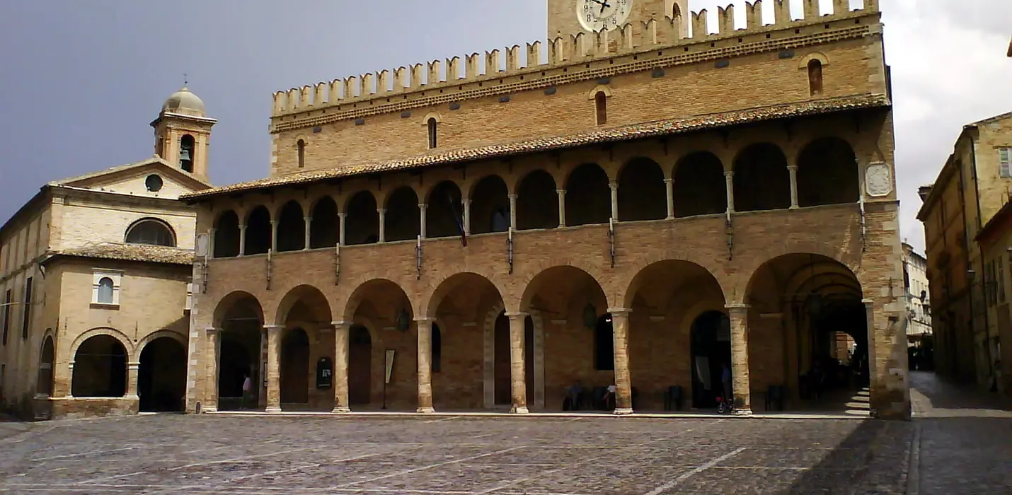 OFFIDA E COLLEZIONE SGARBI AD ASCOLI