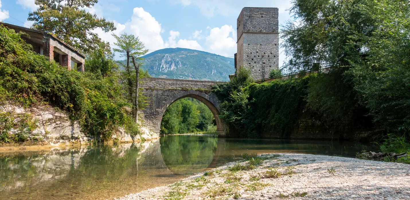 FABRIANO, TEMPIO VALADIER E GENGA