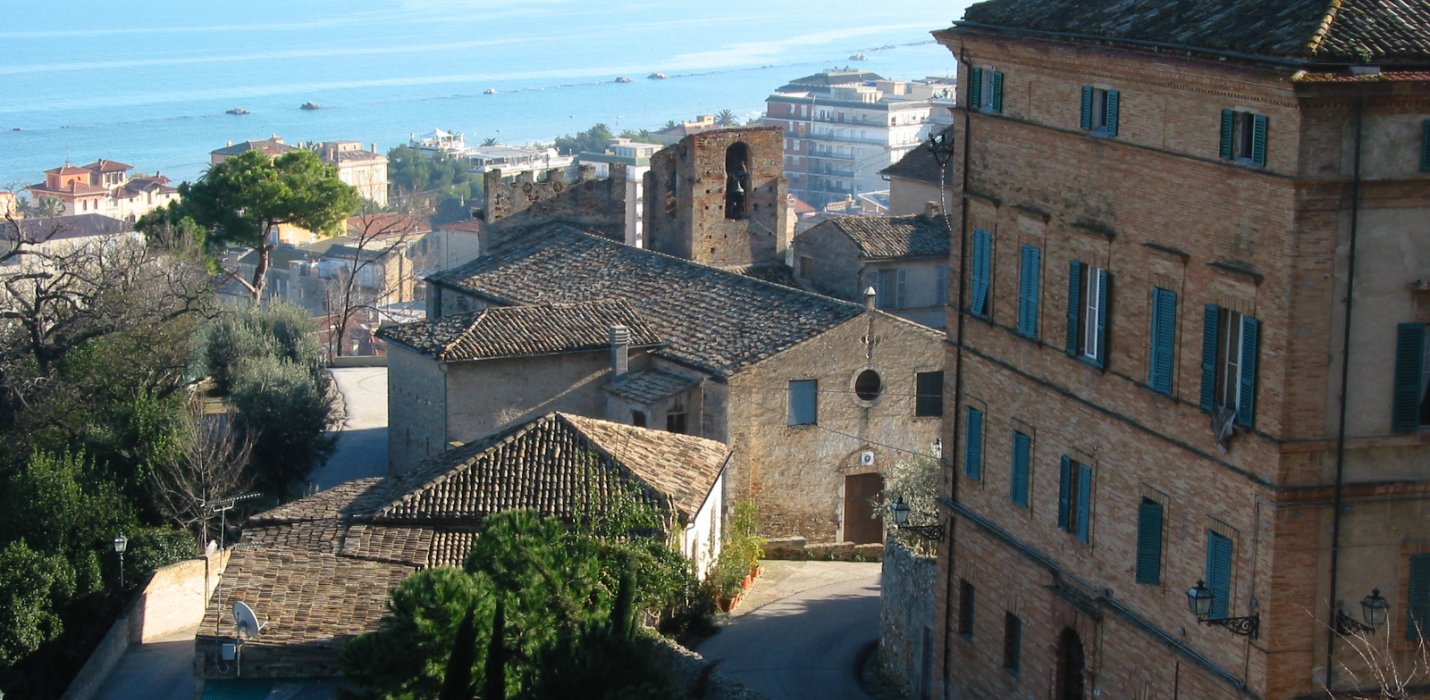 ASCOLI PICENO E GROTTAMMARE ASCOLI PICENO E GROTTAMMARE