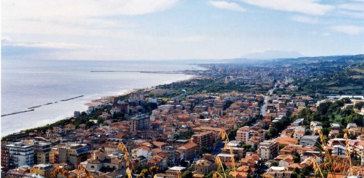 ASCOLI PICENO E GROTTAMMARE ASCOLI PICENO E GROTTAMMARE