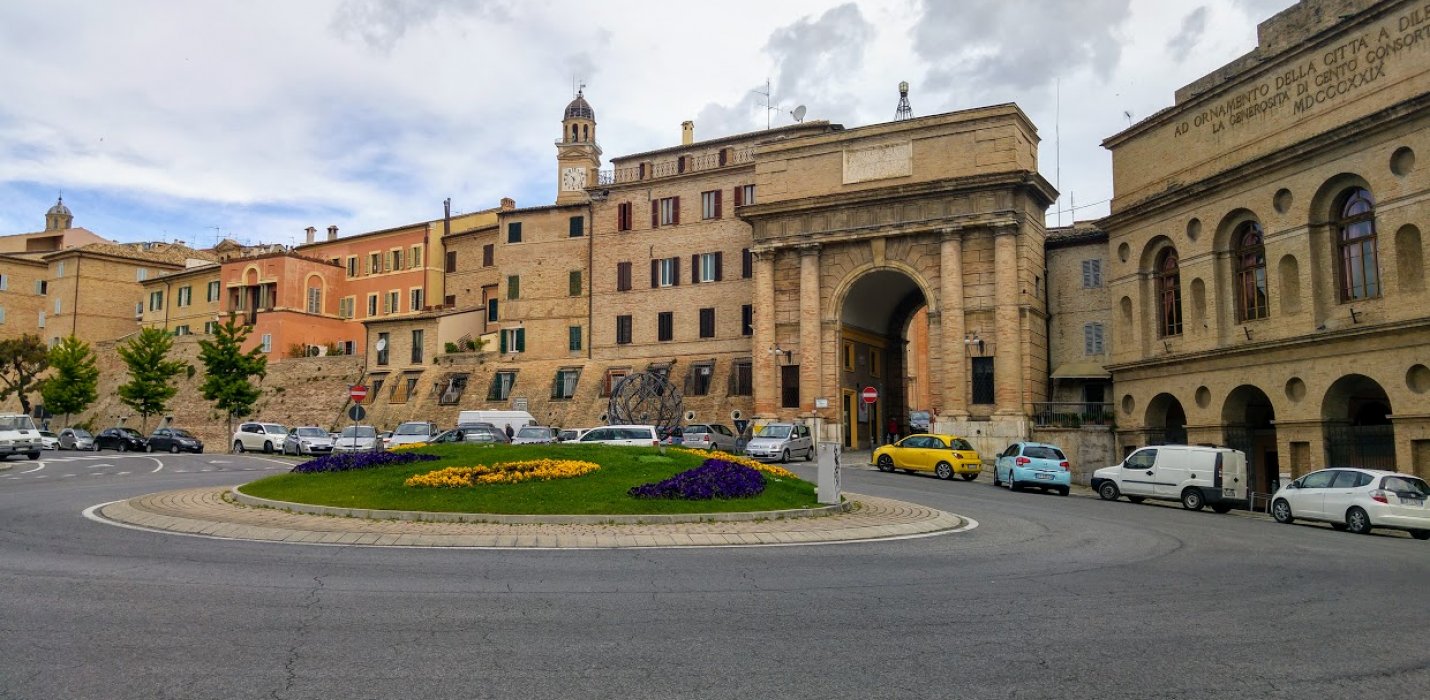 TOSCA - SFERISTERIO DI MACERATA TOSCA - SFERISTERIO DI MACERATA