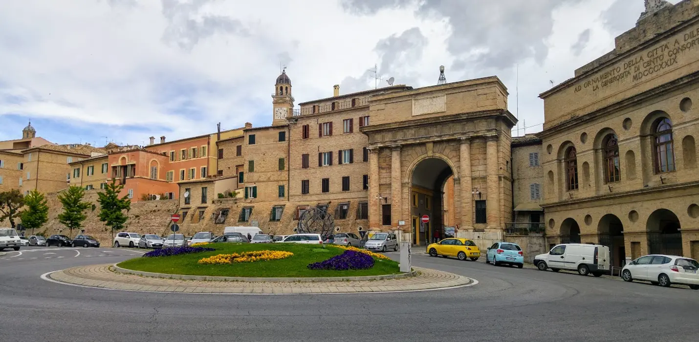 TOSCA - SFERISTERIO DI MACERATA