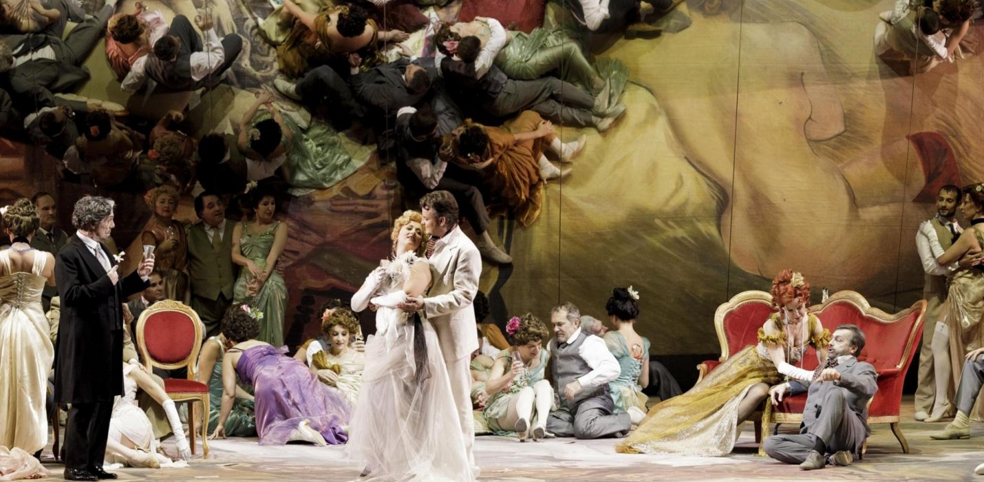 MACERATA: LA TRAVIATA ALLO SFERISTERIO