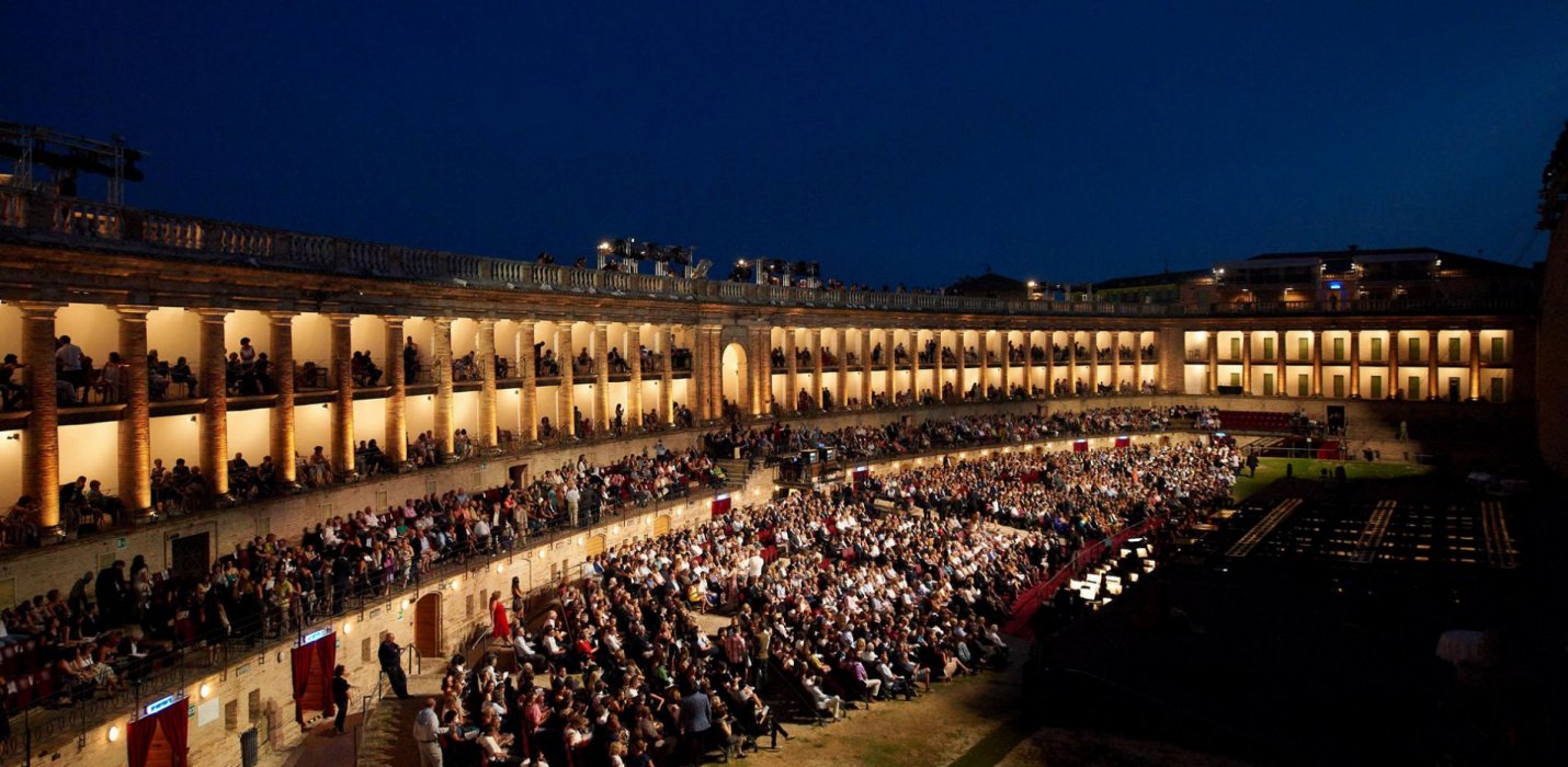TOSCA - SFERISTERIO DI MACERATA TOSCA - SFERISTERIO DI MACERATA