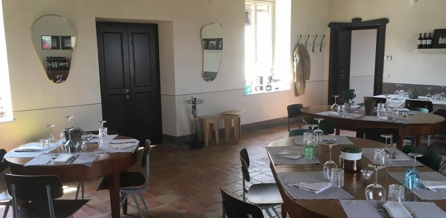 PIEMONTE TRA CANTINE E CASTELLI